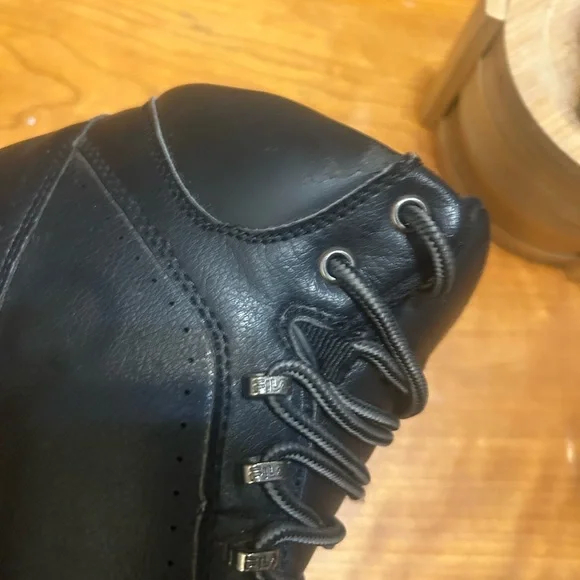 Sz6 Fila high-tops, like new! - Picture 6 of 12